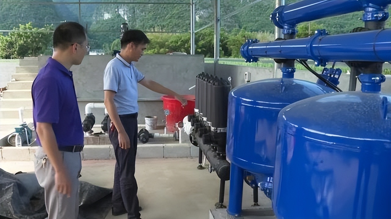 鹿寨县大力实施水肥一体化滴灌种植技术